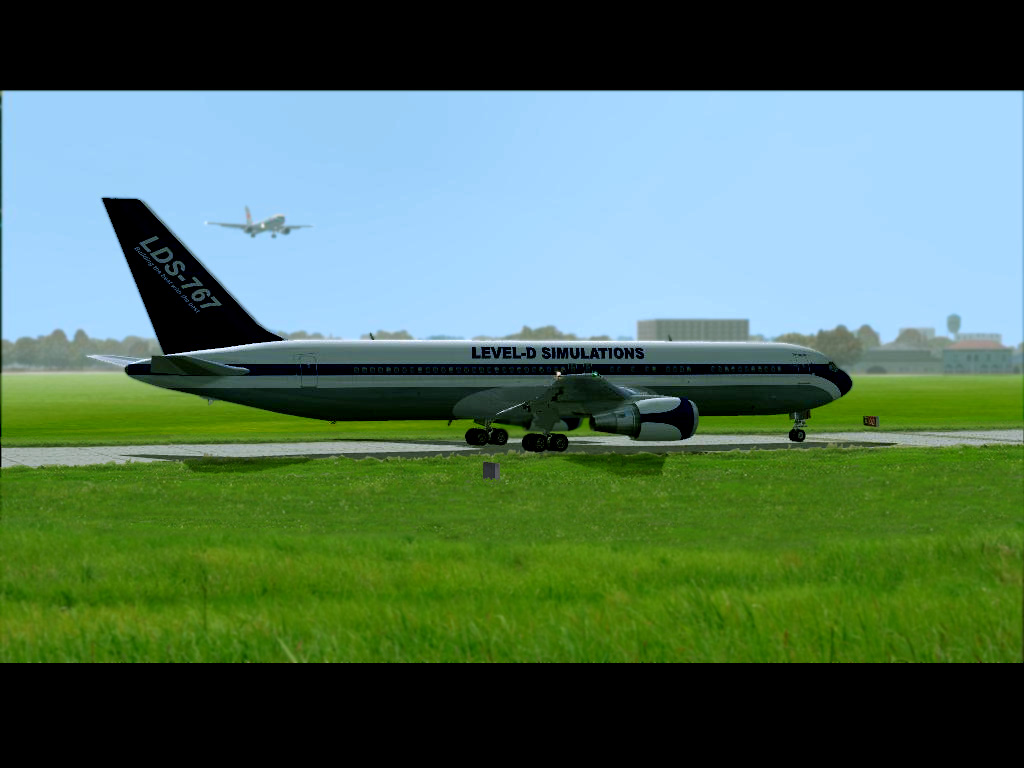LDS767HOLDSHORT.jpg