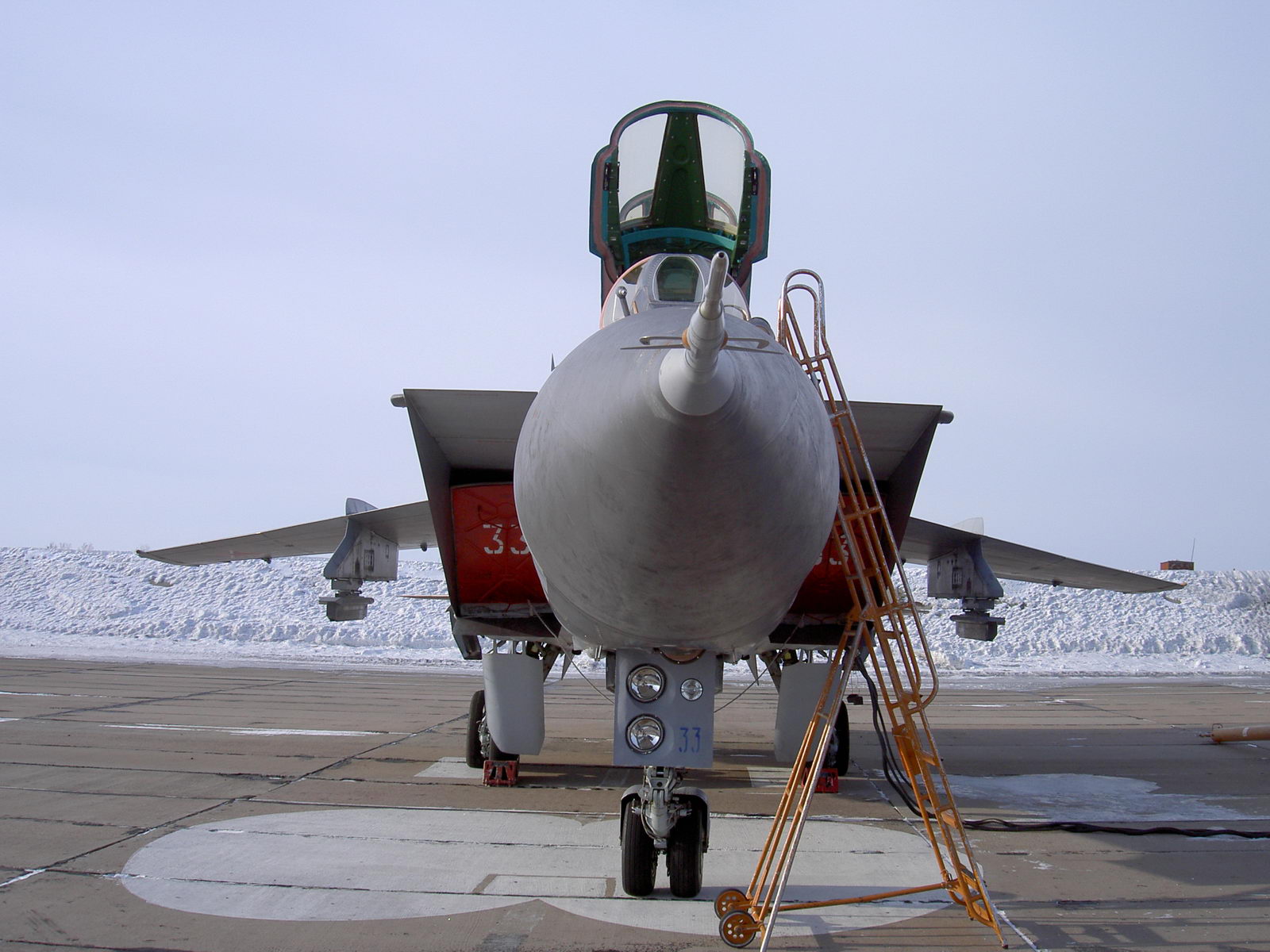 az_mig-31_01.jpg
