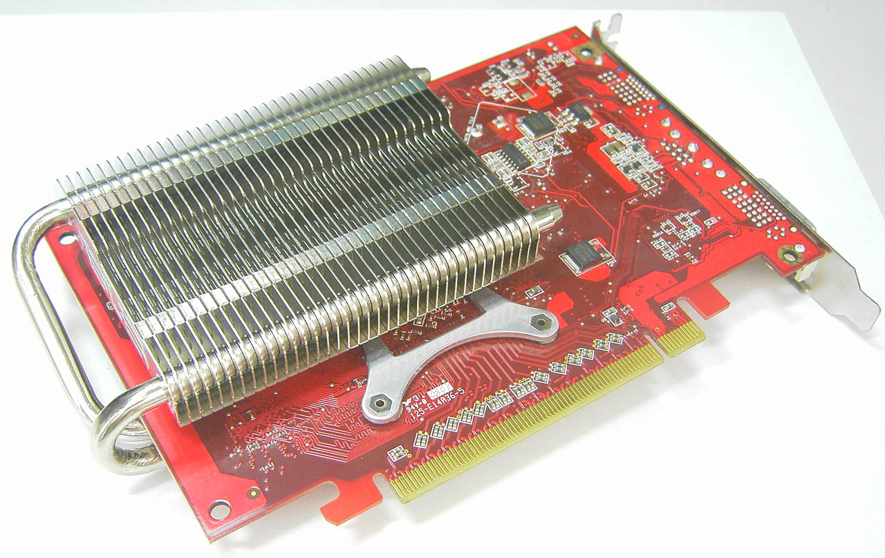 EAX1600-1.jpg