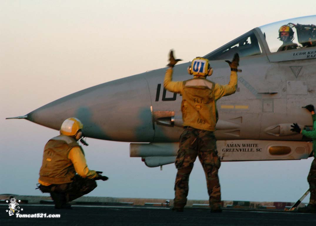 F-140_104.jpg