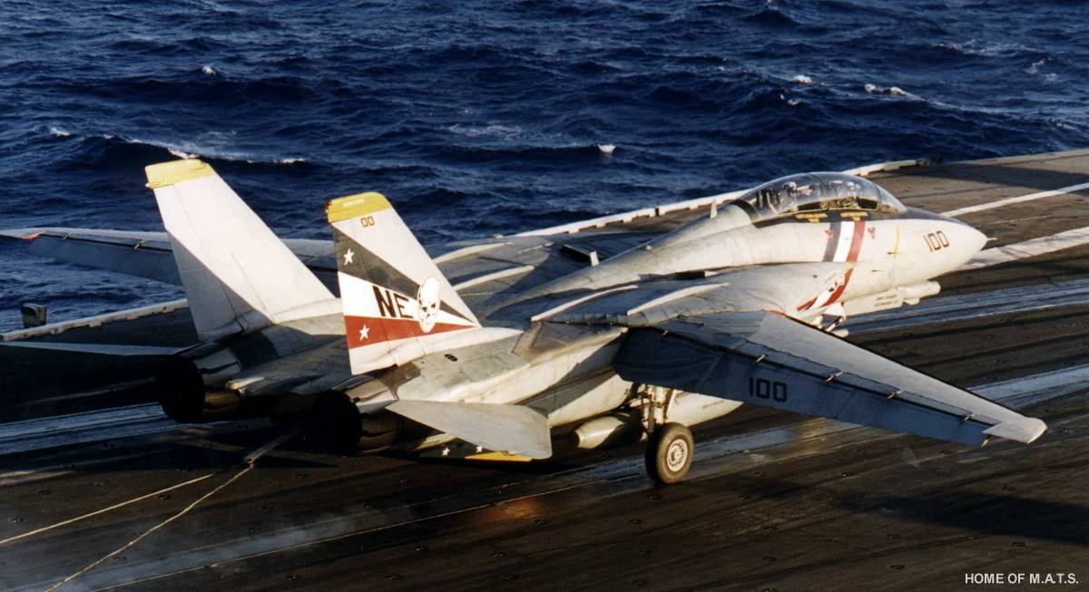 f14-photo-vf002-06xl.jpg