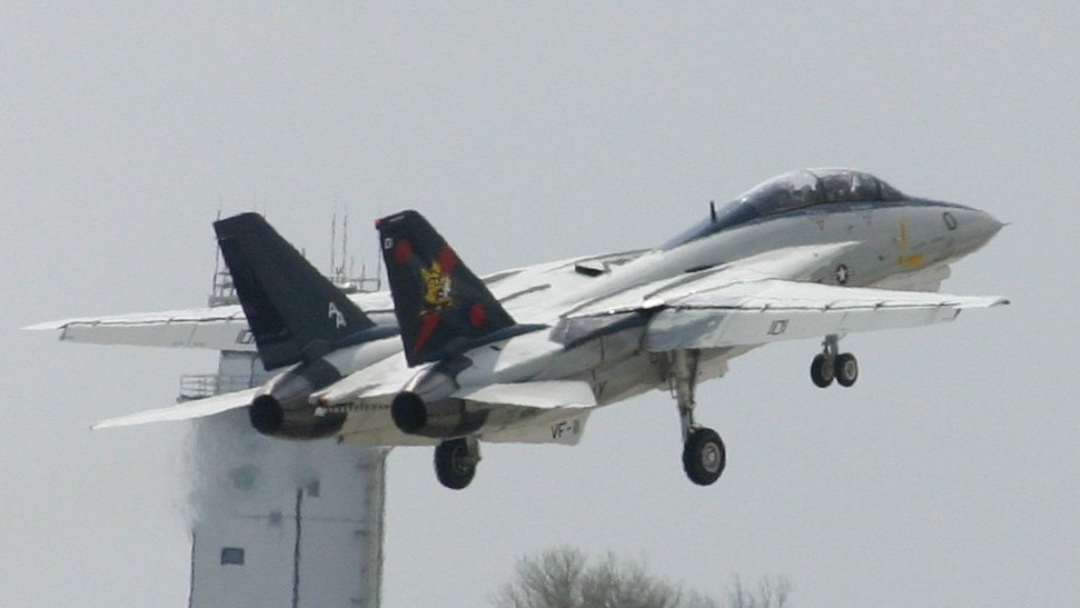 F_14_Tomcat_Grissom_142C.jpg
