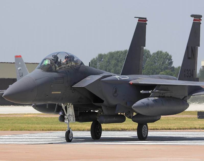F15.jpg