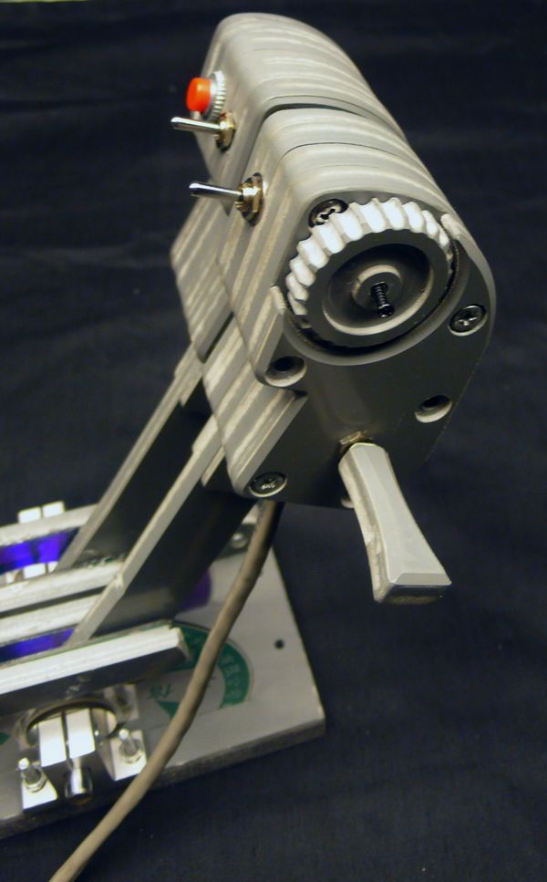 baseattach02.jpg