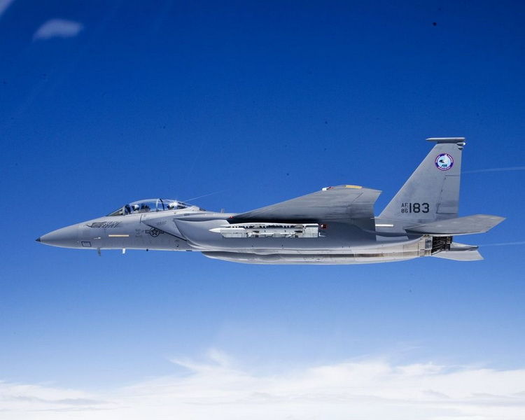 F-15SE-01.jpg