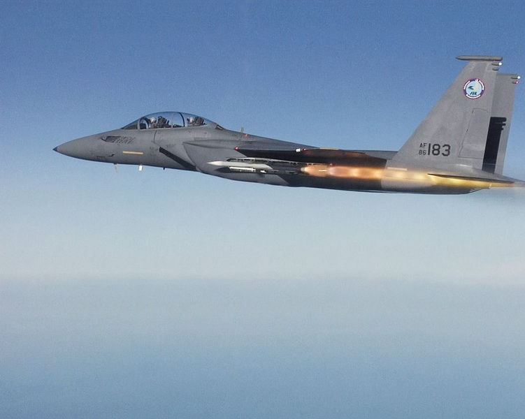 F-15SE-03.jpg